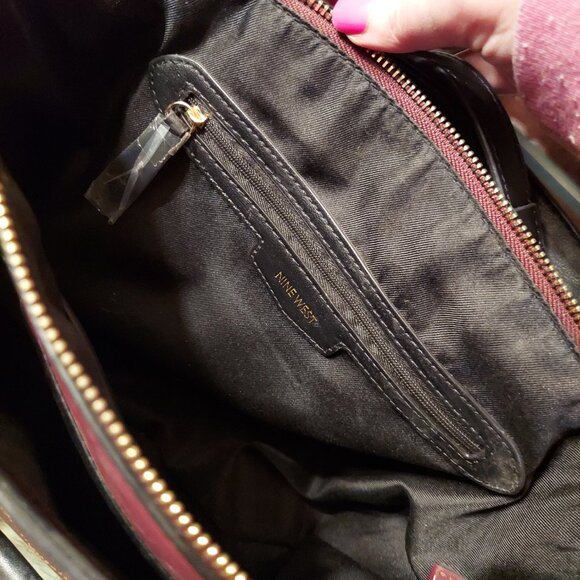 Nine West Crossbody and Wallet - Picture 5 of 7